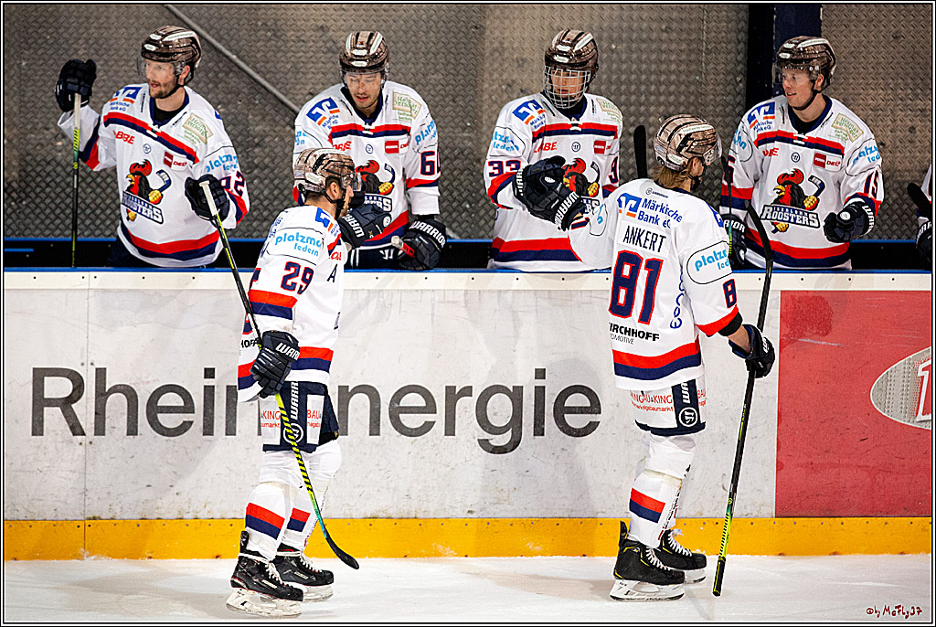 DEL;  Koelner Haie - Iserlohn Roosters - Testspiel; Koeln, 05.12.2020